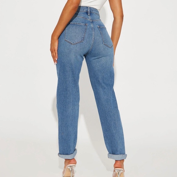 Fashion Nova Mom jeans - Picture 3 of 6
